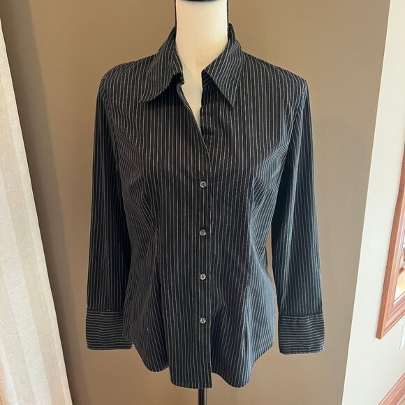 New York & Co. Stretch Button Down Black Pin Stripe Blouse, Size Medium - Picture 1 of 6